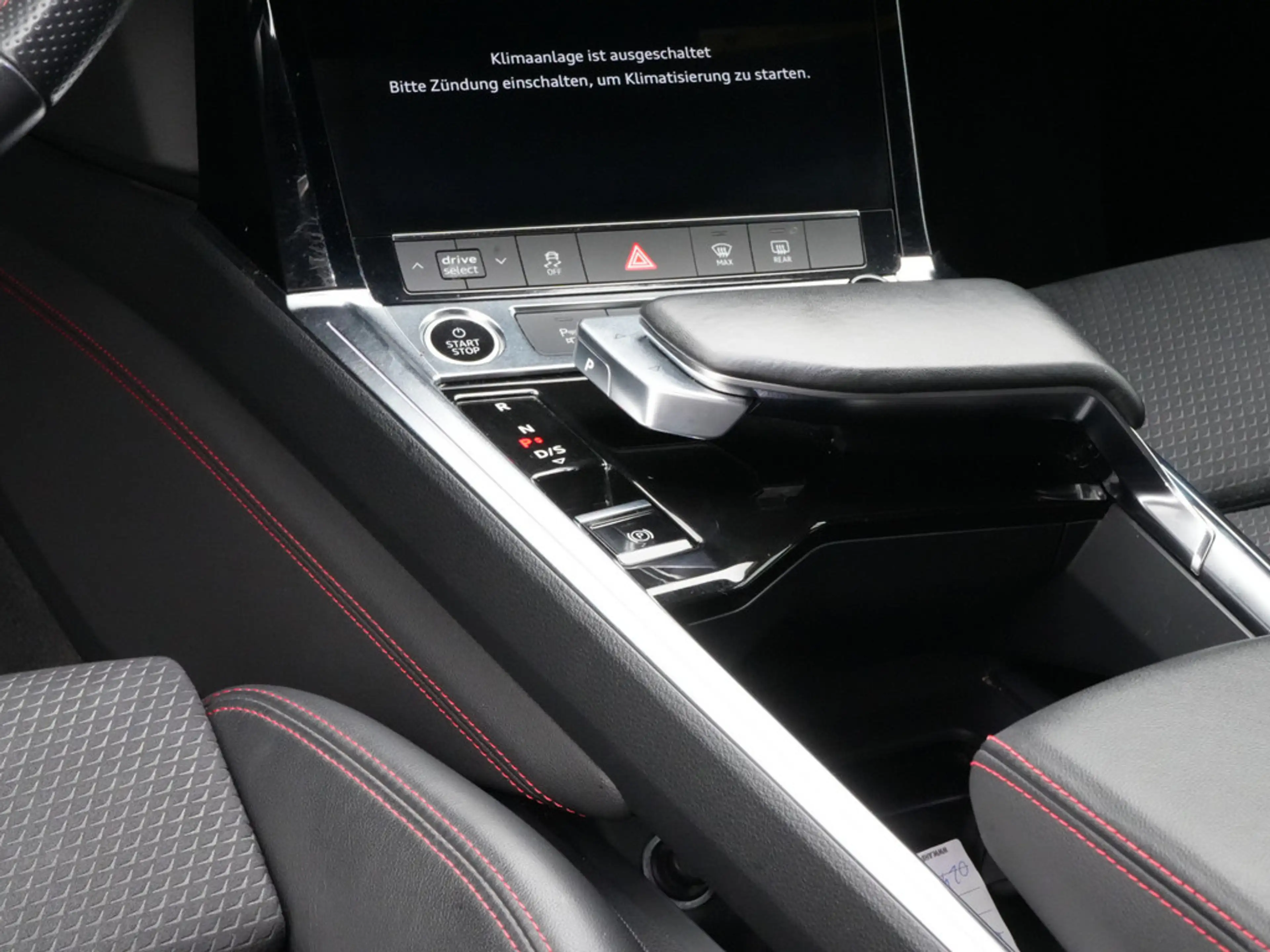 Audi Q8 e-tron S line MATRIX NAVI VIRT ACC KAM SHZ — photo 13