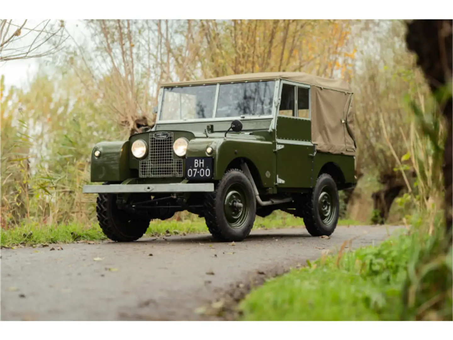 Land Rover Series 1 80-inch | Open dak | Softback-kap | Sperdifferen Groen - 2