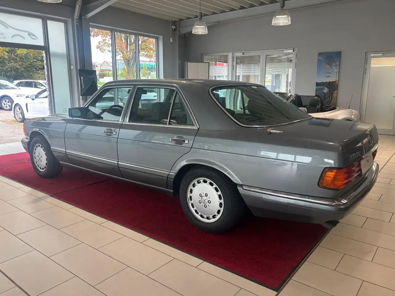 Mercedes-Benz 300 SE, foto 2