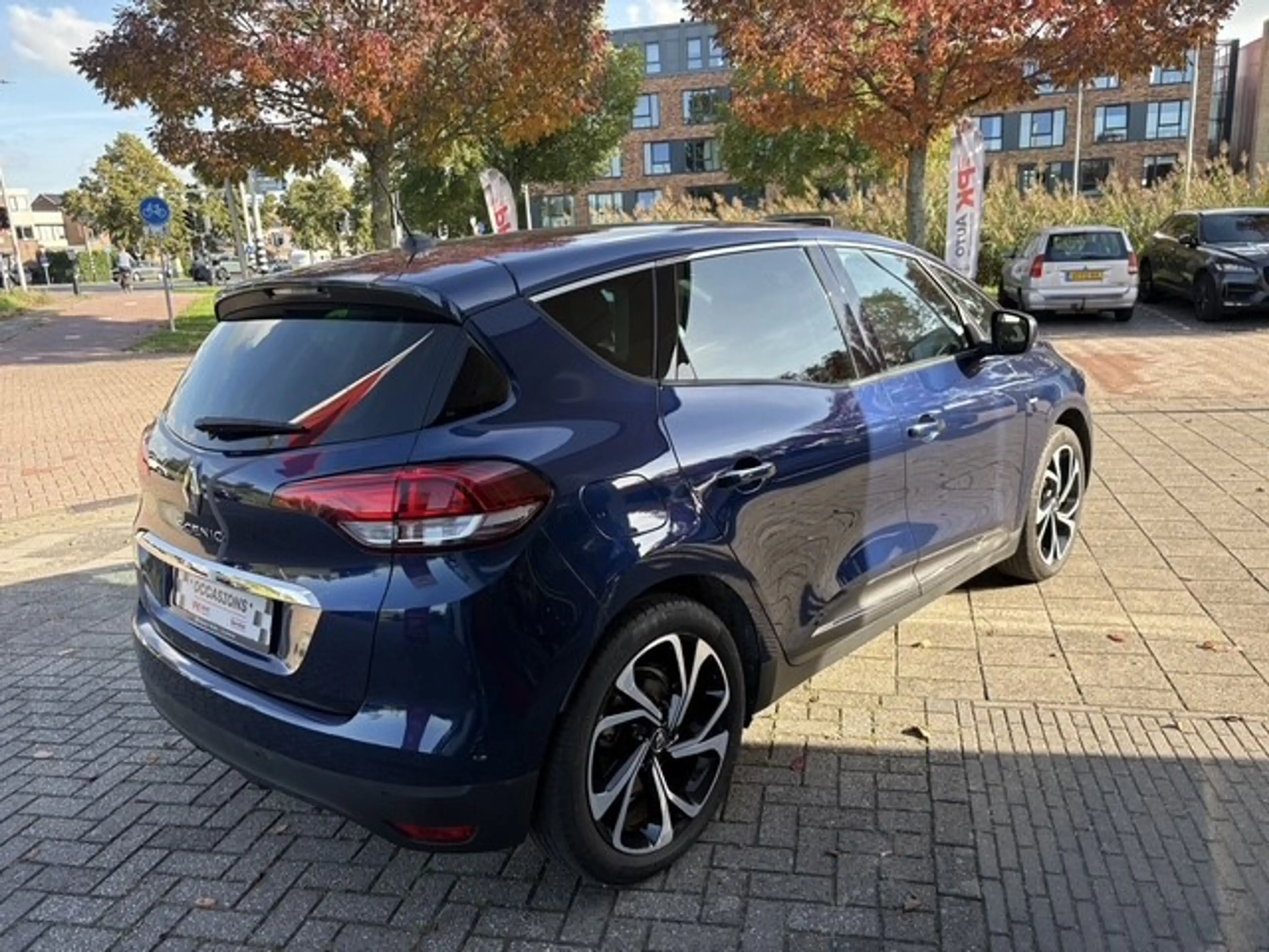 Renault Scenic 1.3 TCe Bose | Navi | Cruise | Camera | 32.882 km — photo 7