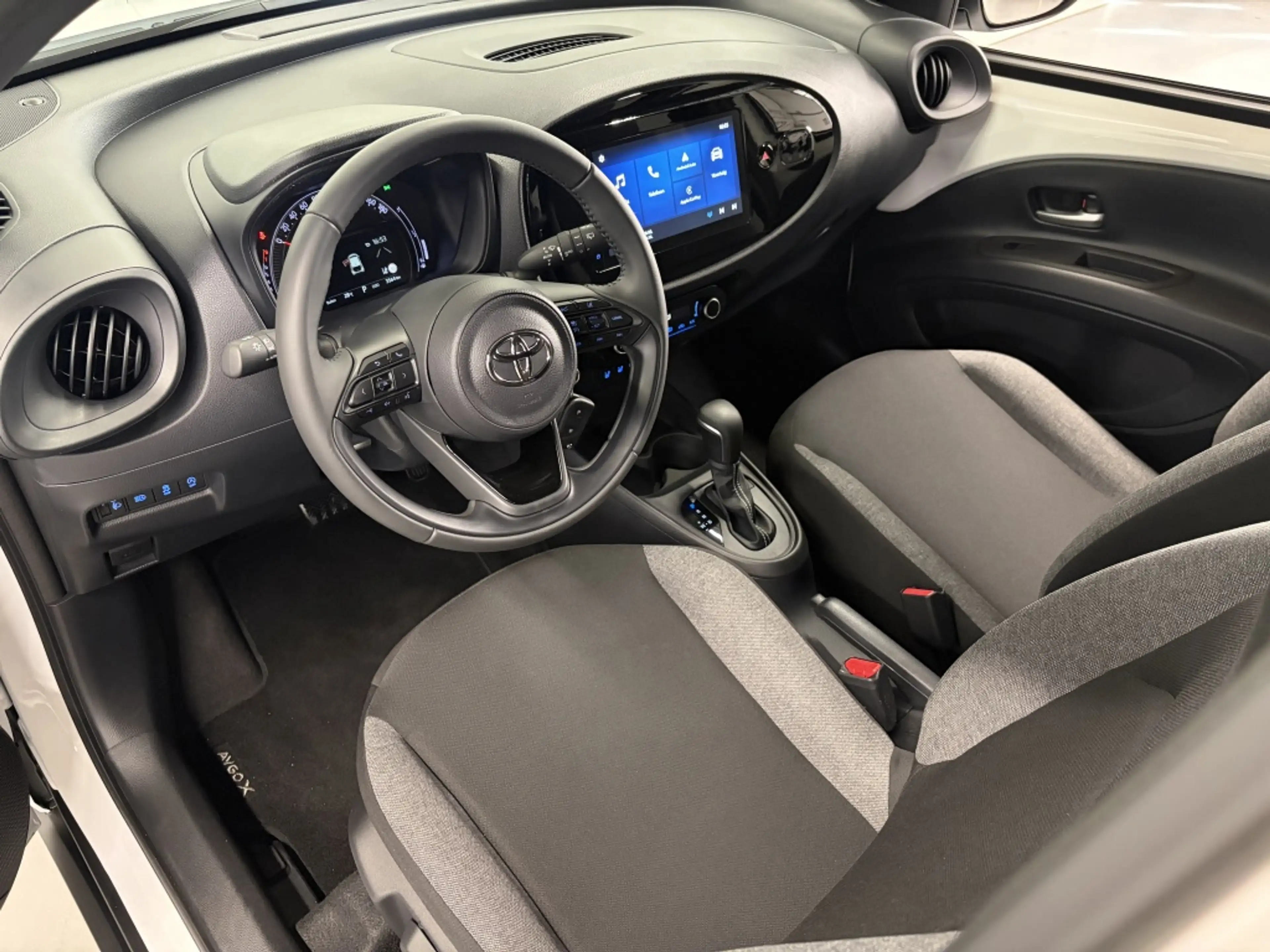 Toyota Aygo X 1.0 VVT-i S-CVT first| Stoelverw.| Carplay| Led| L — photo 17