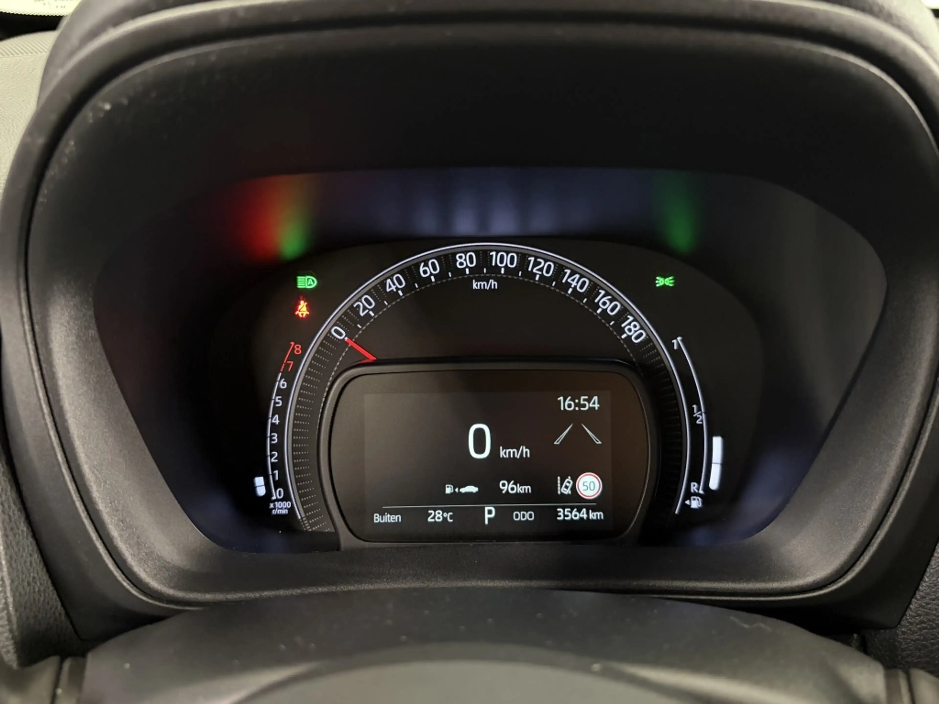 Toyota Aygo X 1.0 VVT-i S-CVT first| Stoelverw.| Carplay| Led| L — photo 4
