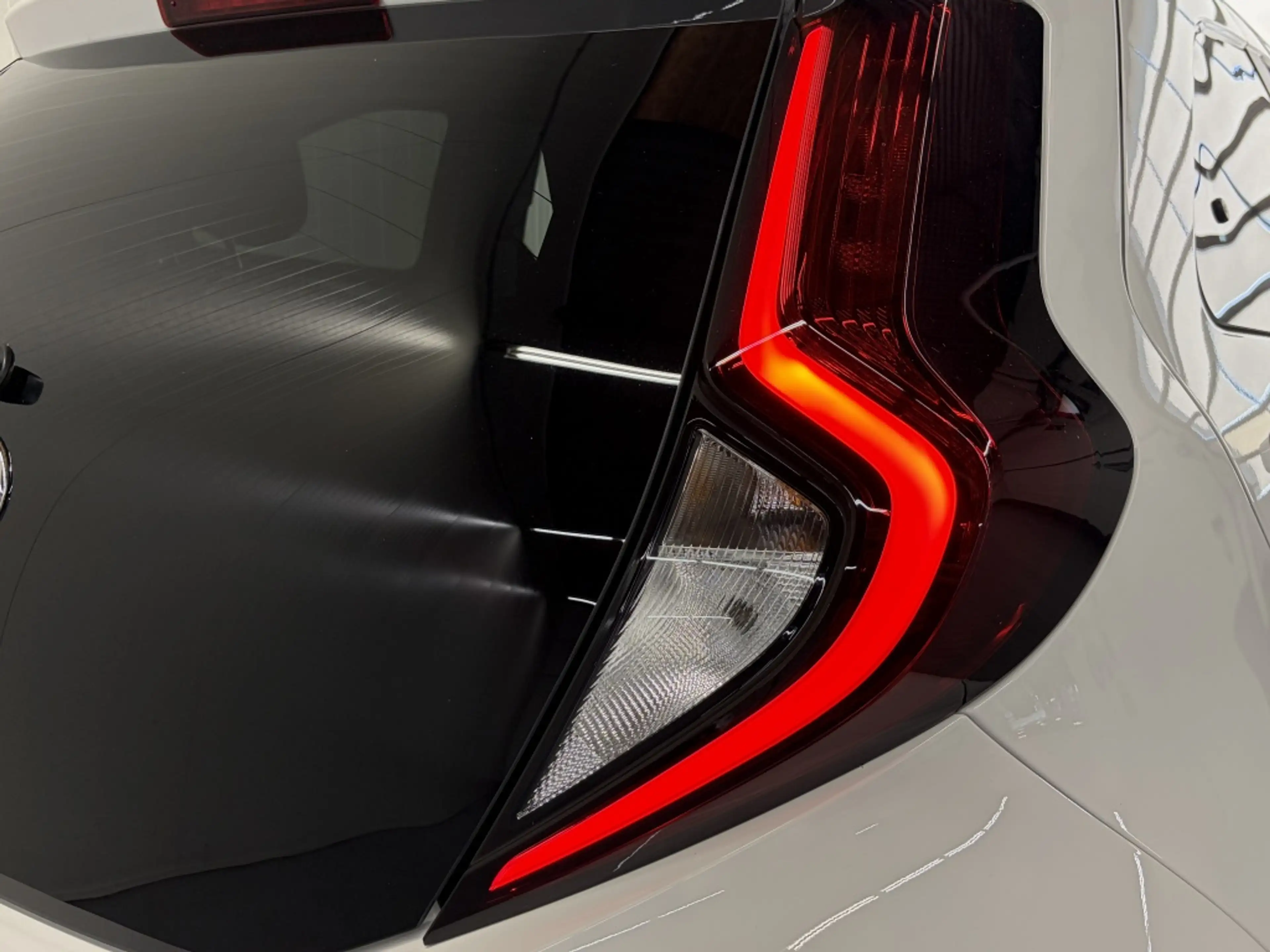 Toyota Aygo X 1.0 VVT-i S-CVT first| Stoelverw.| Carplay| Led| L — photo 11