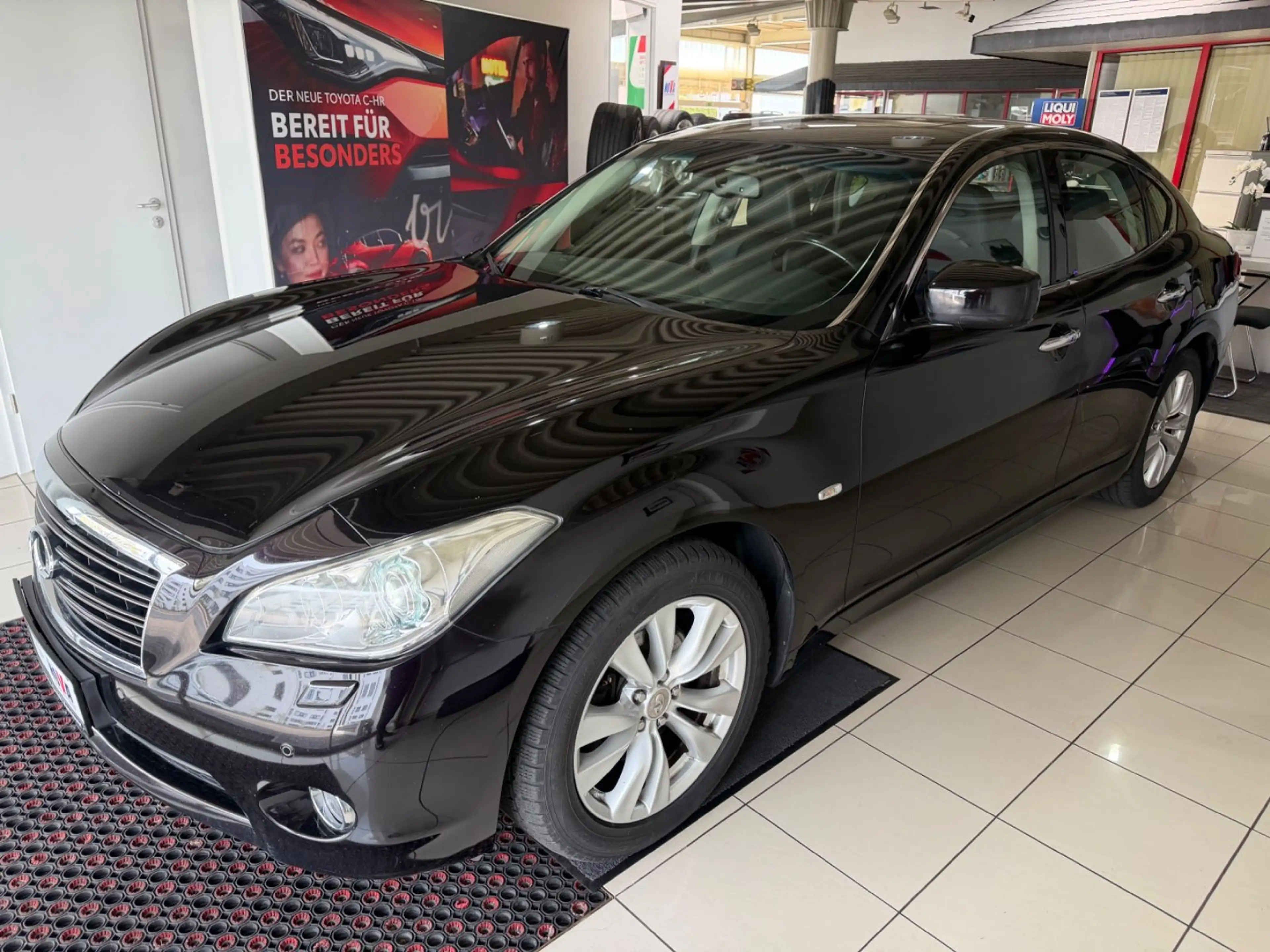 Infiniti M30 30d V6 S*TÜV10-27*AHK*KEYGO*KAMERA*SCHIEBDCH — photo 4