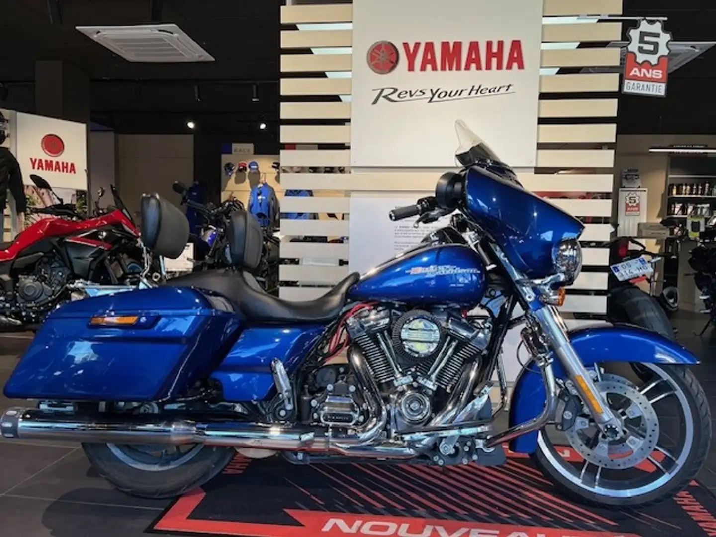 Harley-Davidson Street Glide Bleu - 1