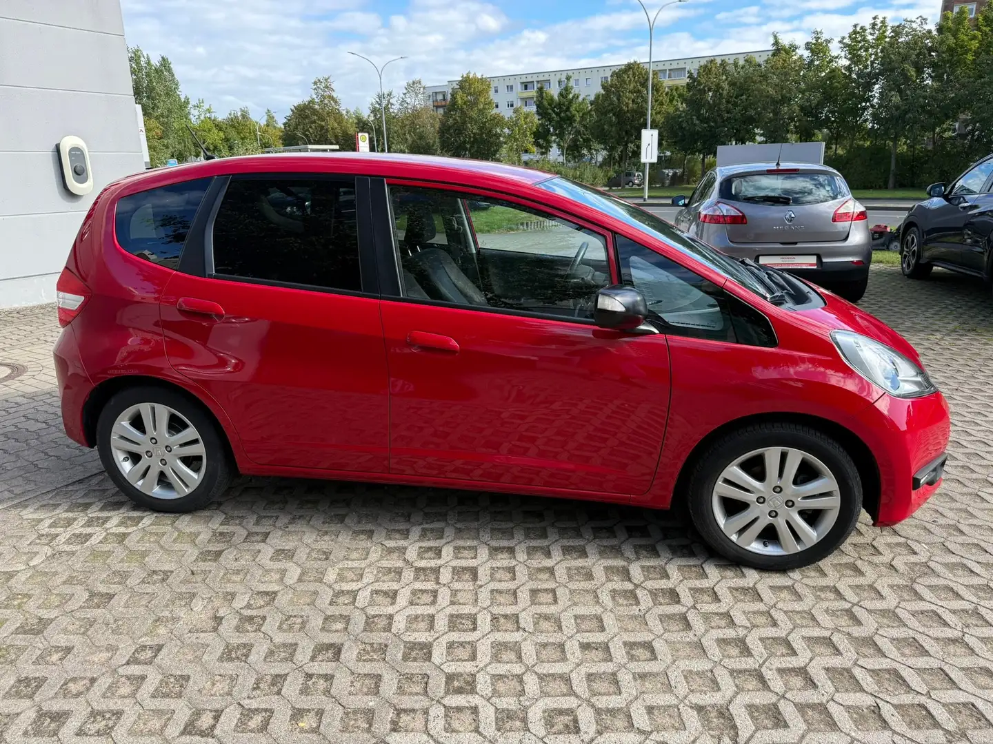 Honda Jazz Jazz 1.4 i-VTEC Comfort Plus Rot - 2