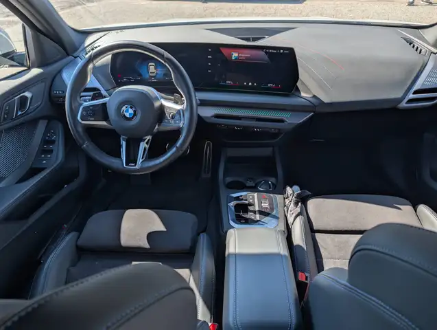 BMW 1 Series view 13