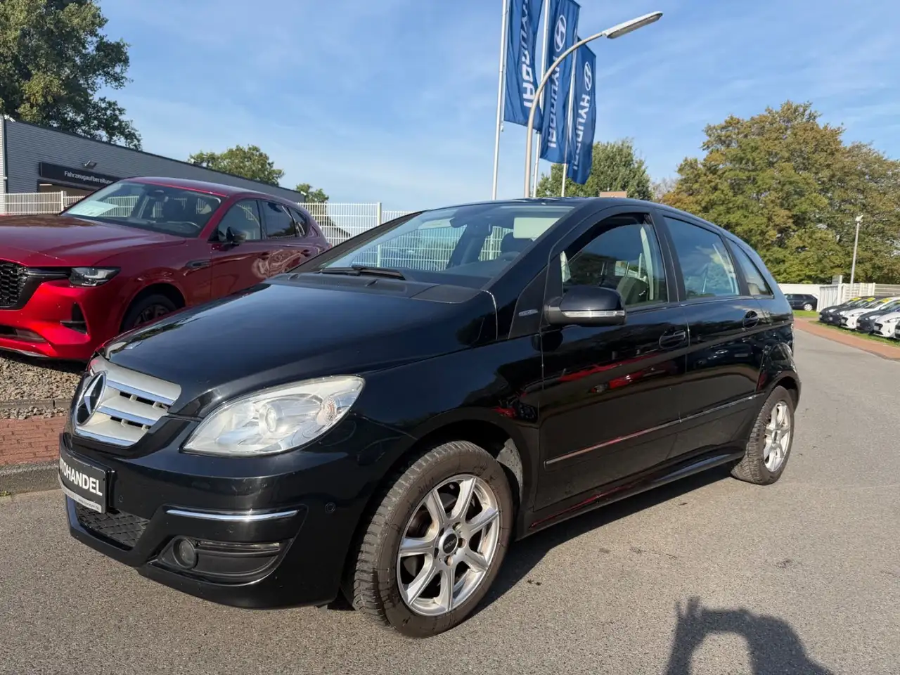 Mercedes-Benz B 180