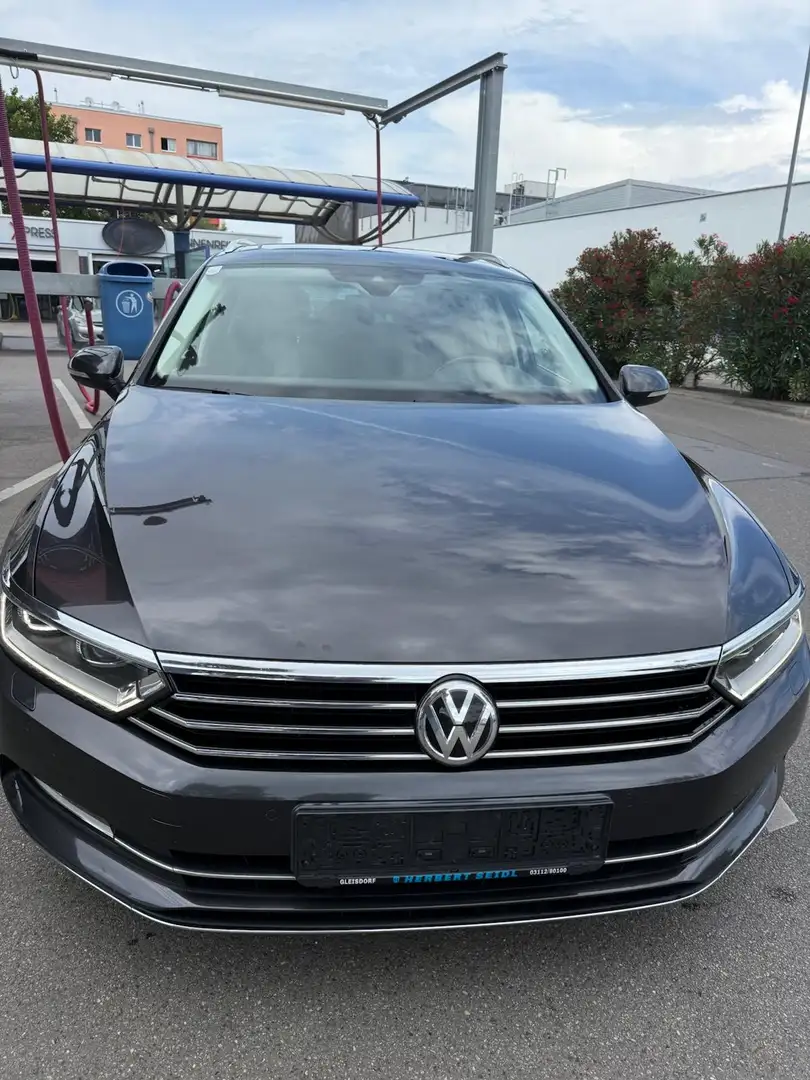 Volkswagen Passat Highline 2,0 TDI - 1