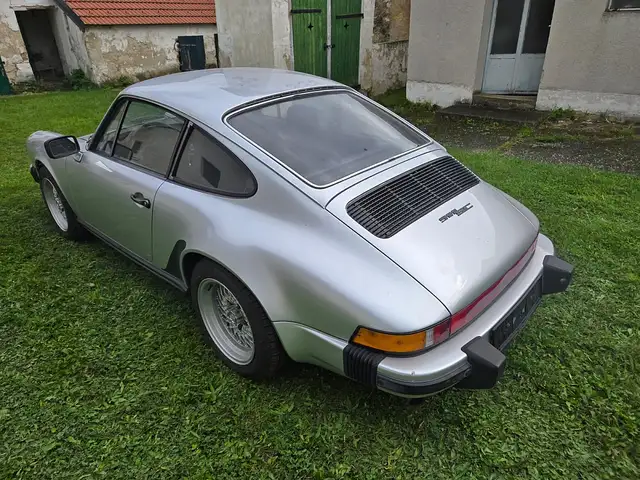 Porsche 911 Ansicht 2