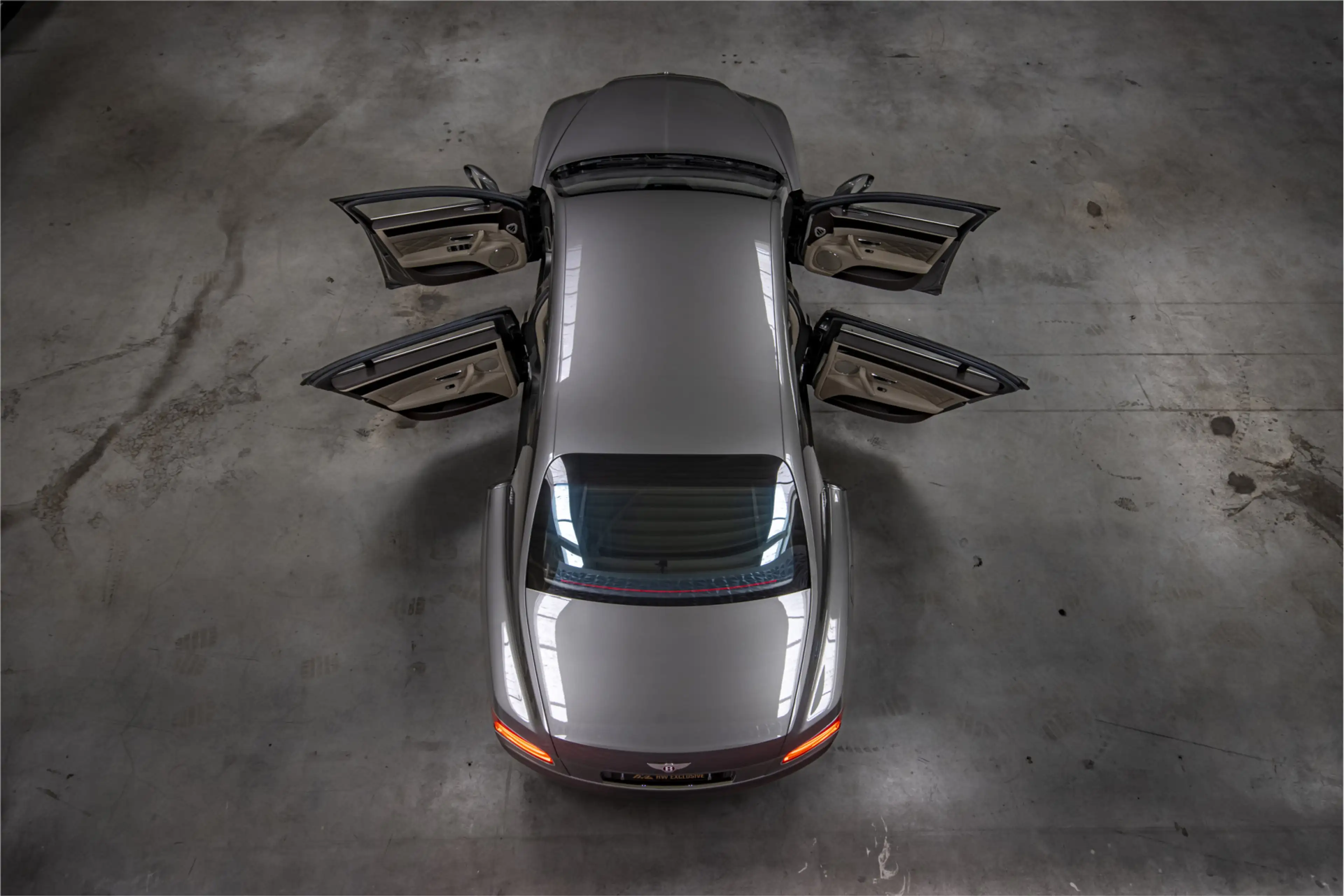 Bentley Flying Spur 4.0 V8 | Bitrubo | Dual tone interiour | Memory | — photo 12