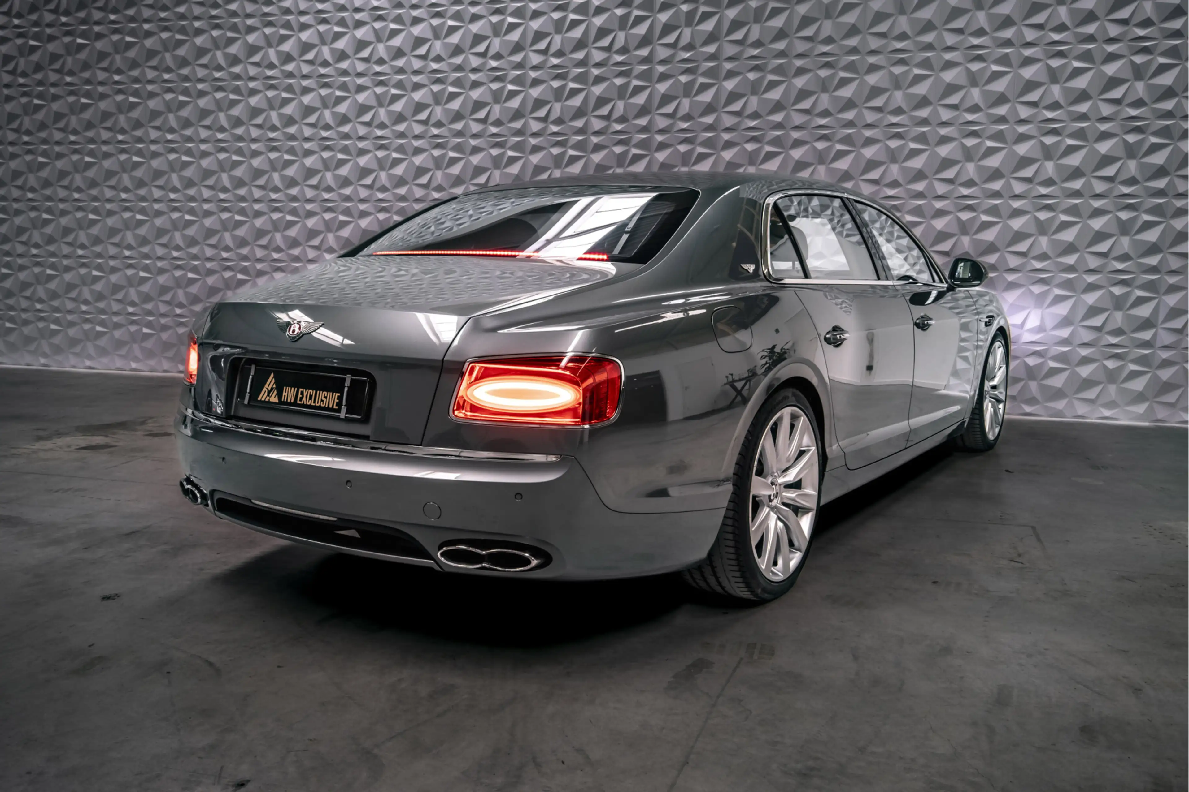 Bentley Flying Spur 4.0 V8 | Bitrubo | Dual tone interiour | Memory | — photo 7