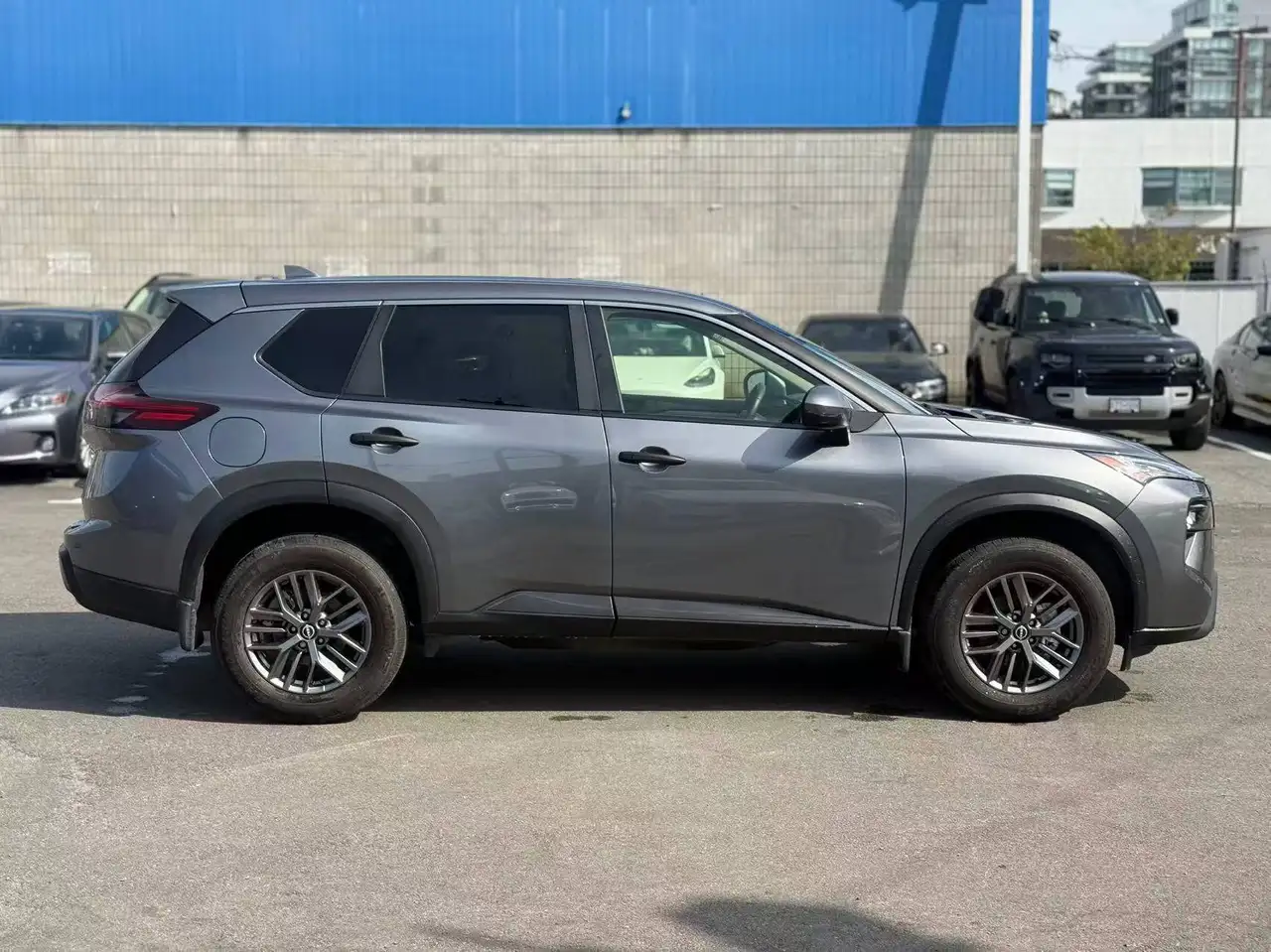 Nissan Rogue снимка Nissan Rogue
