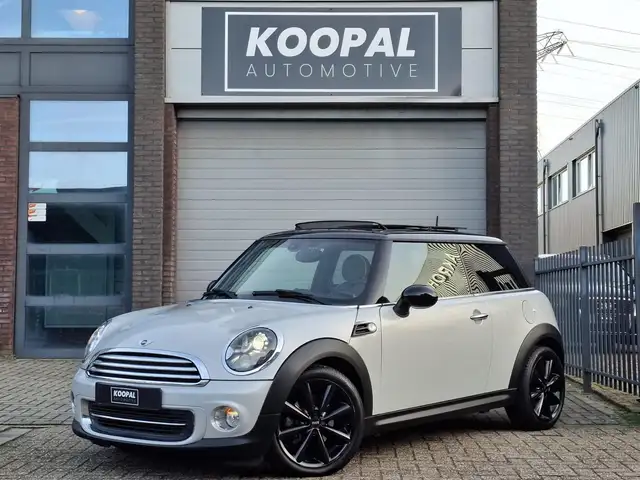 MINI Cooper Mini 1.6 Westminster | PANO | Xenon | Leer | Volle