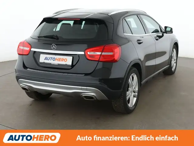 Mercedes-Benz Gla view 6