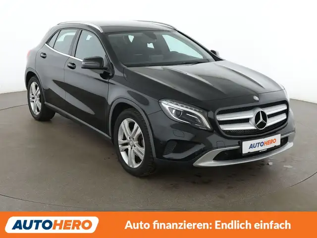 Mercedes-Benz Gla view 8