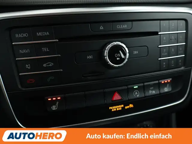 Mercedes-Benz Gla view 23