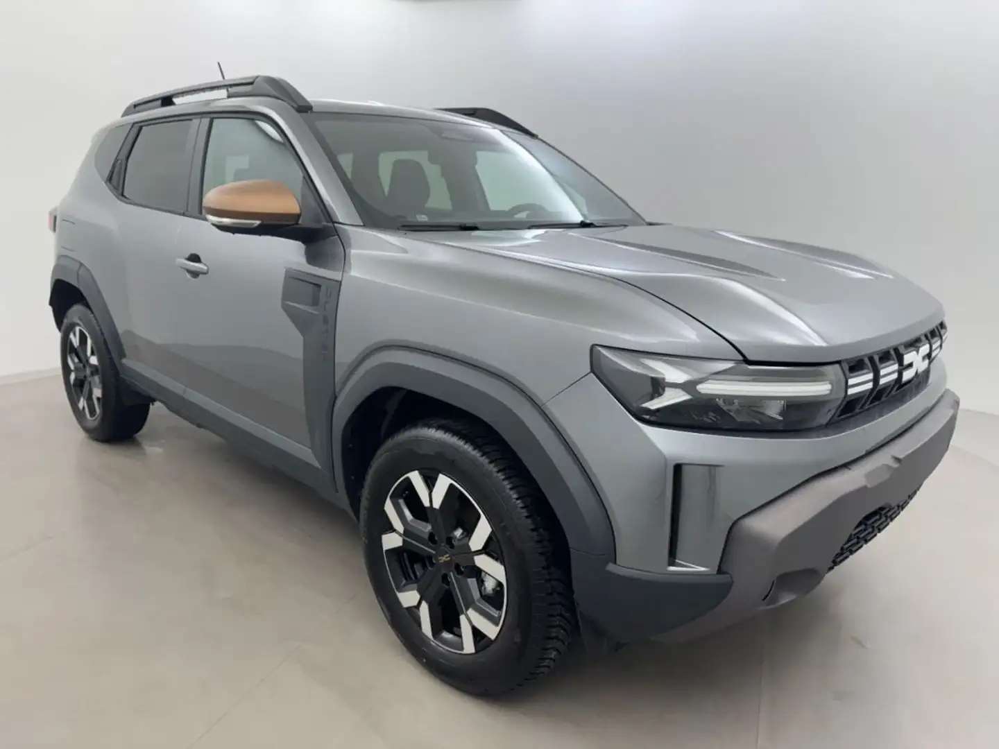 Dacia Duster Nouveau Hybrid 155 Extreme Grau - 1