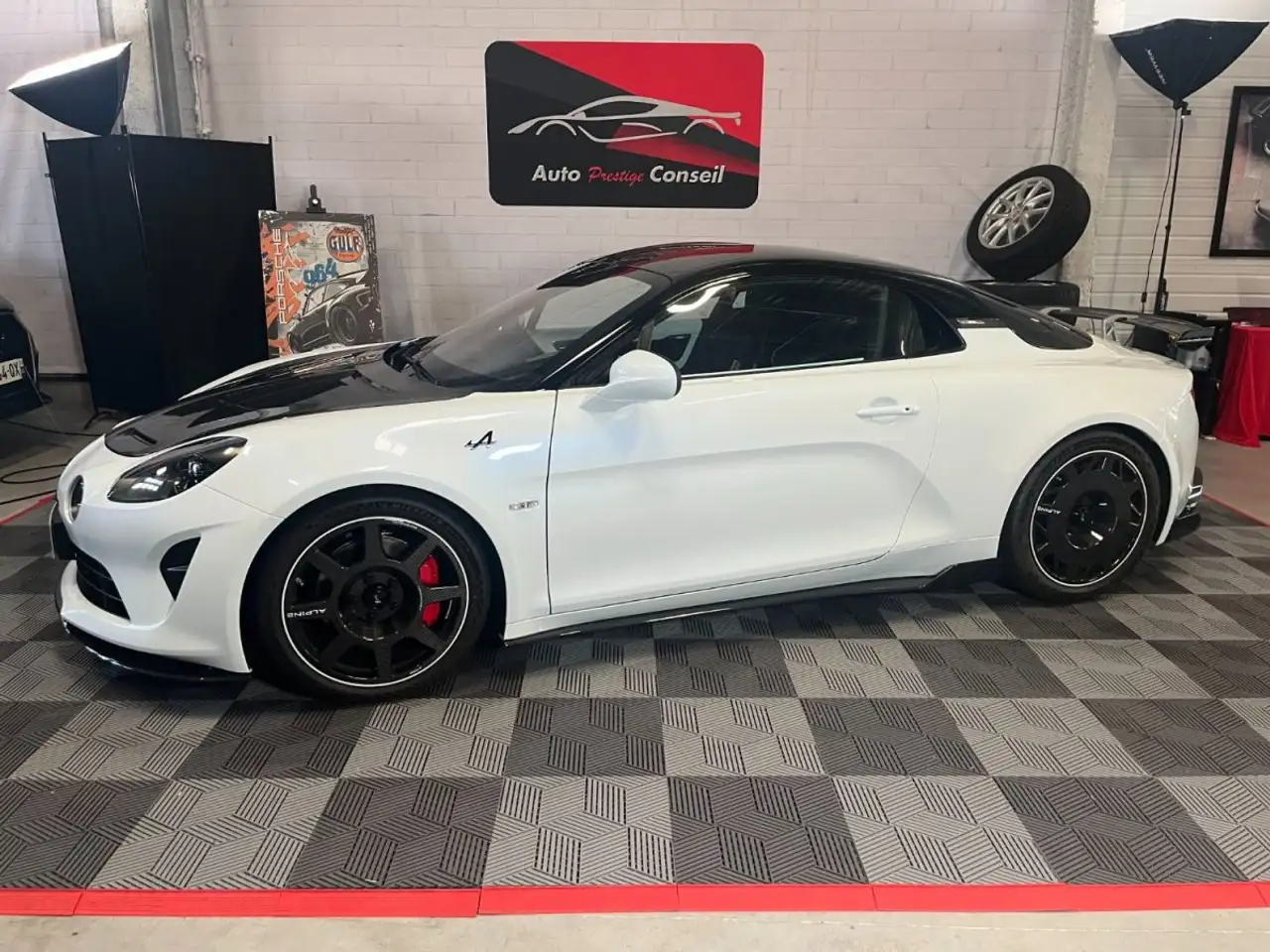 Alpine A110 2024