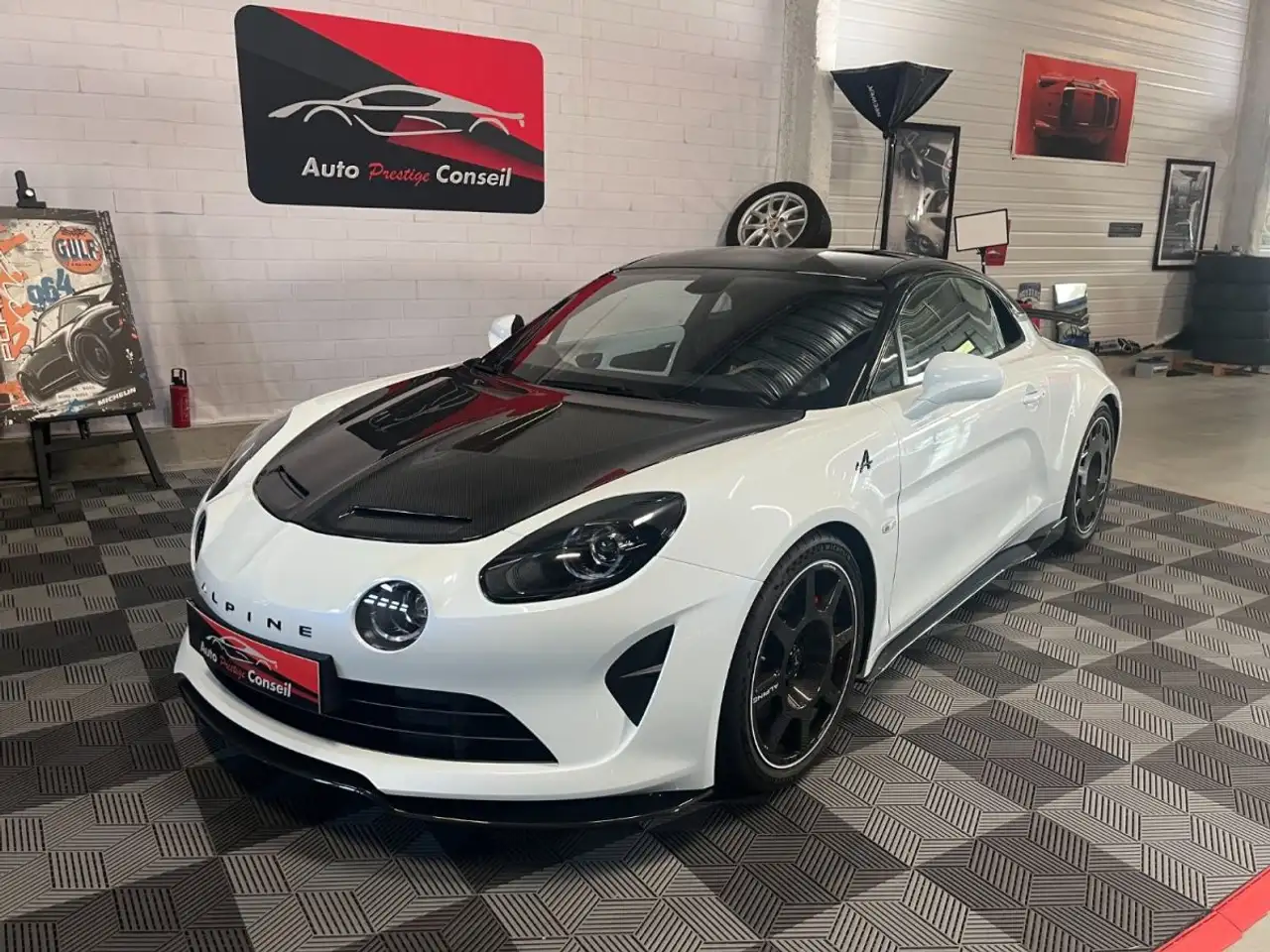 Alpine A110 2024