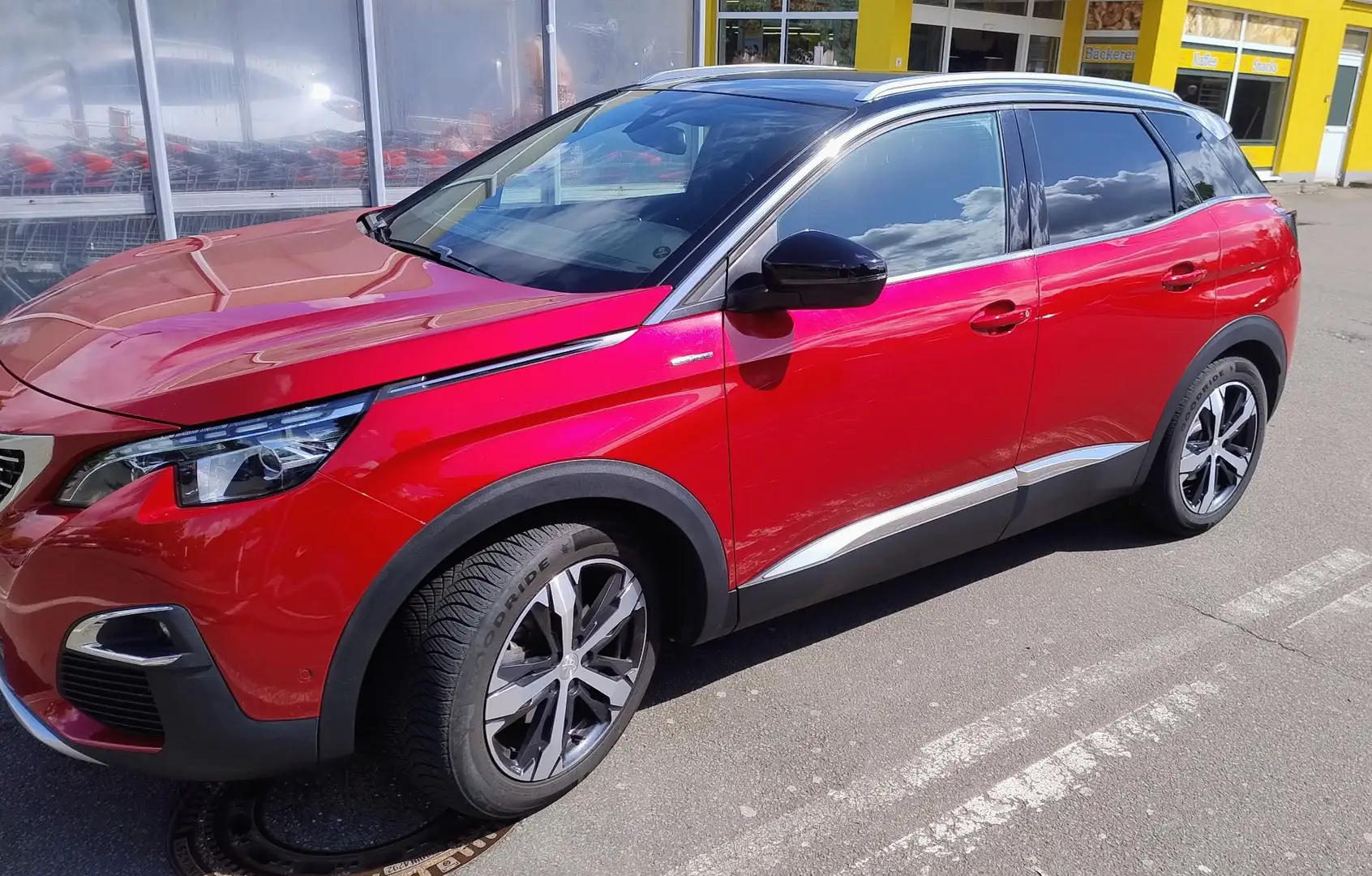 Peugeot 3008 Allure GT Line Rot - 2