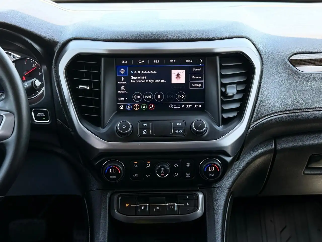 GMC Acadia fotografie GMC Acadia