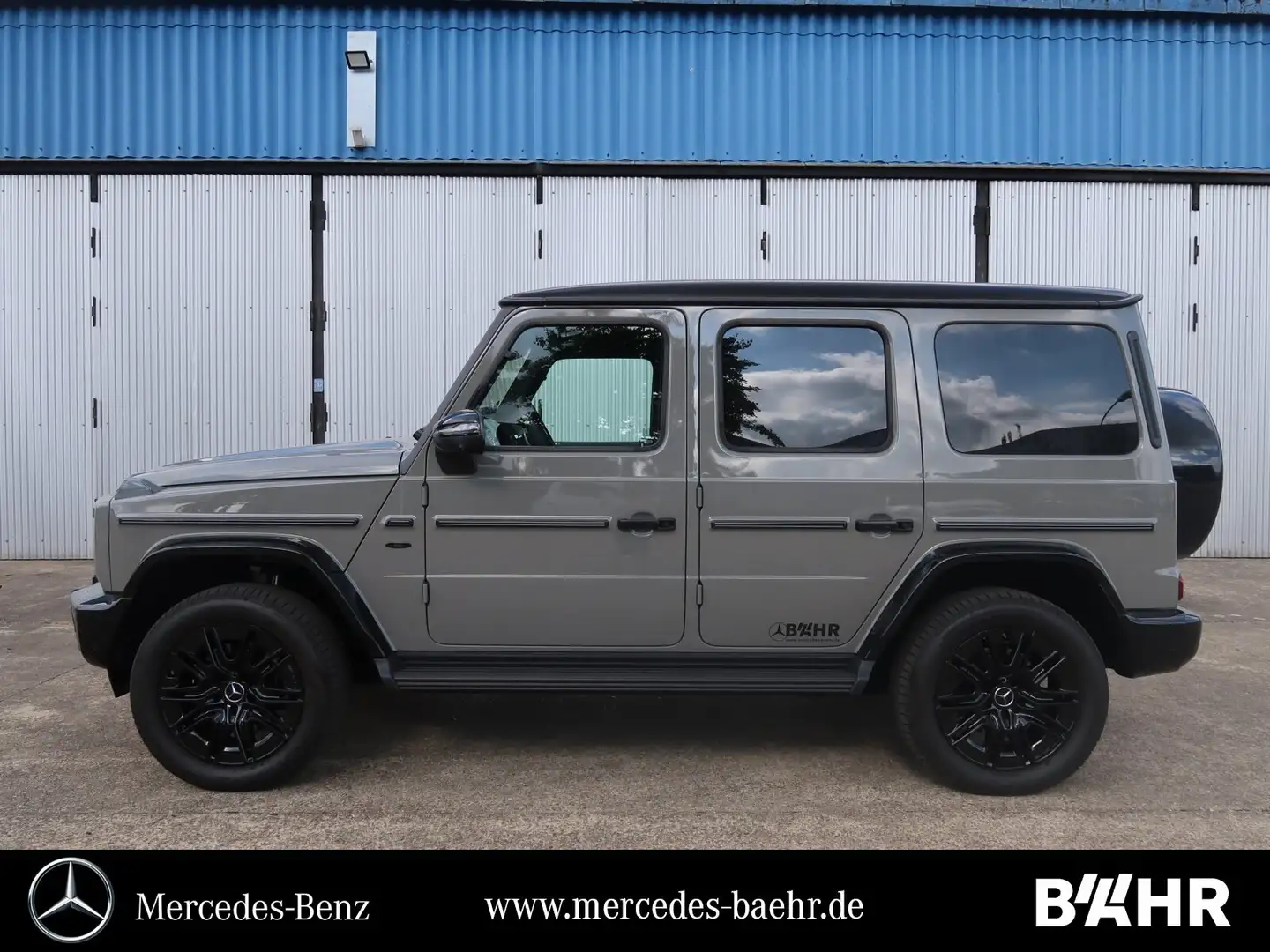 Mercedes-Benz G 580 G 580 EQ AMG+Night/MBUX/Multibeam/Distronic/20" Szürke - 2