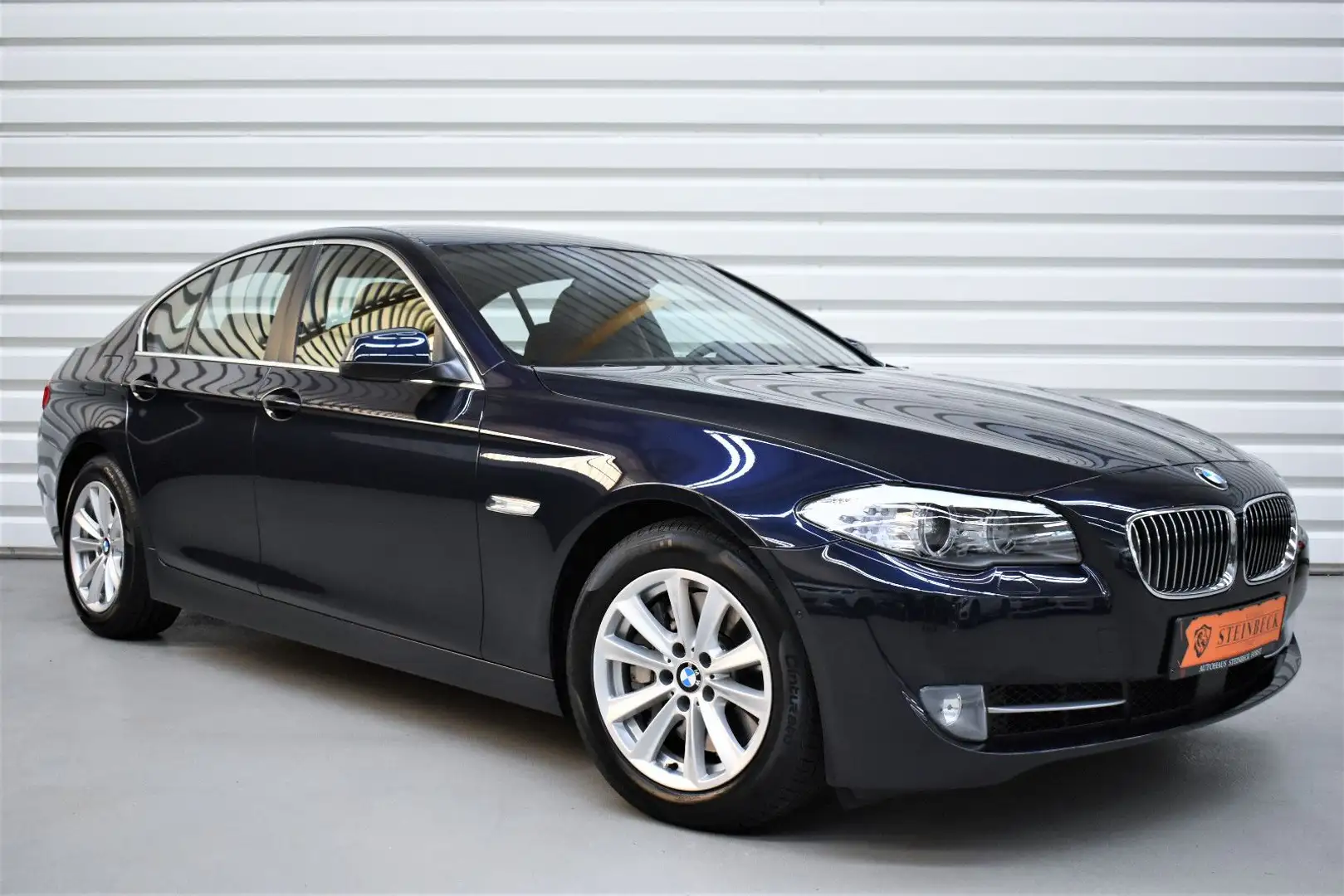 BMW 535 i+Totwinkel+Soft-Close+ACC+28.400KM+1.Hand Azul - 1