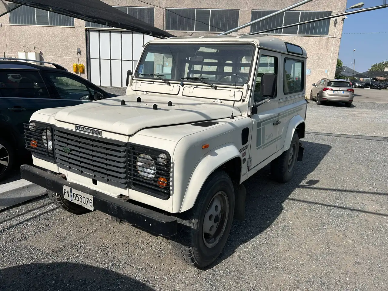 Land Rover Defender 90 2.5 td County AUTOCARRO 3 POSTI, foto 2