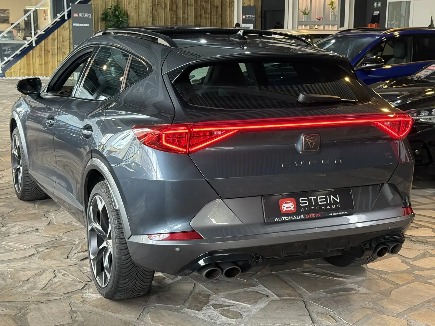 CUPRA Formentor VZ 4Drive Pano ACC Beats Kamera 1 Hand Grau - 2