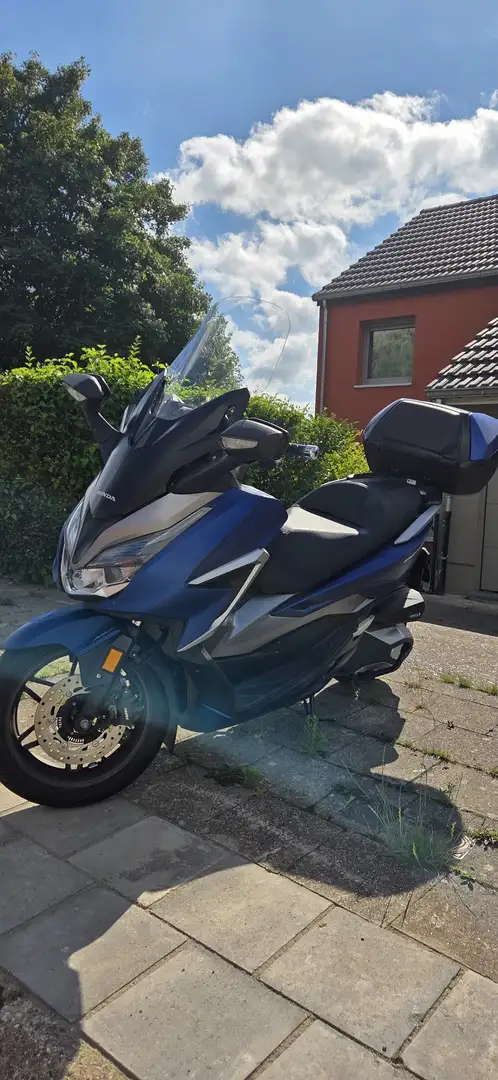 Honda Forza 350 Синій - 2