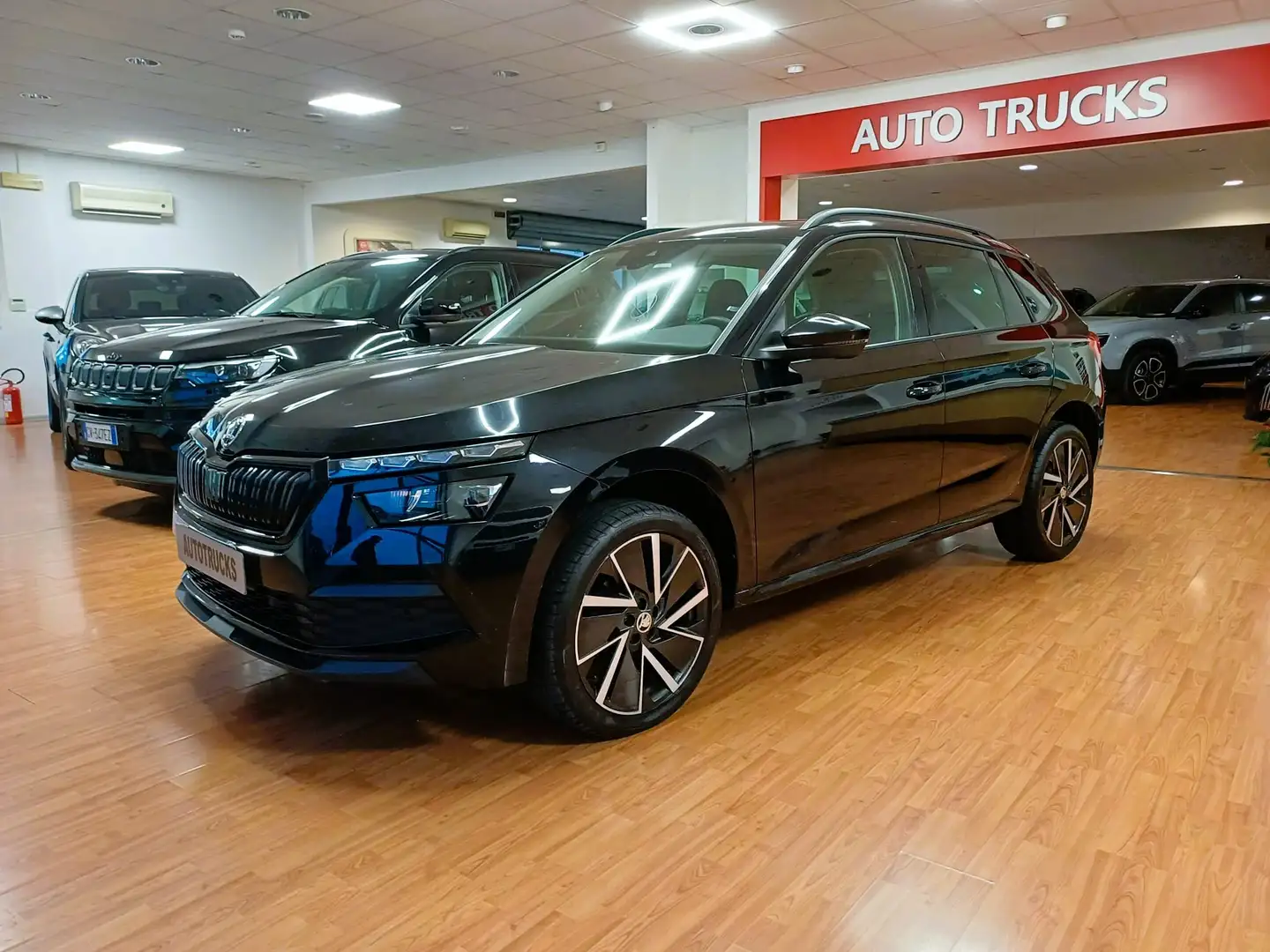 Skoda Kamiq Kamiq 1.0 tsi Black Dots 110cv Schwarz - 1