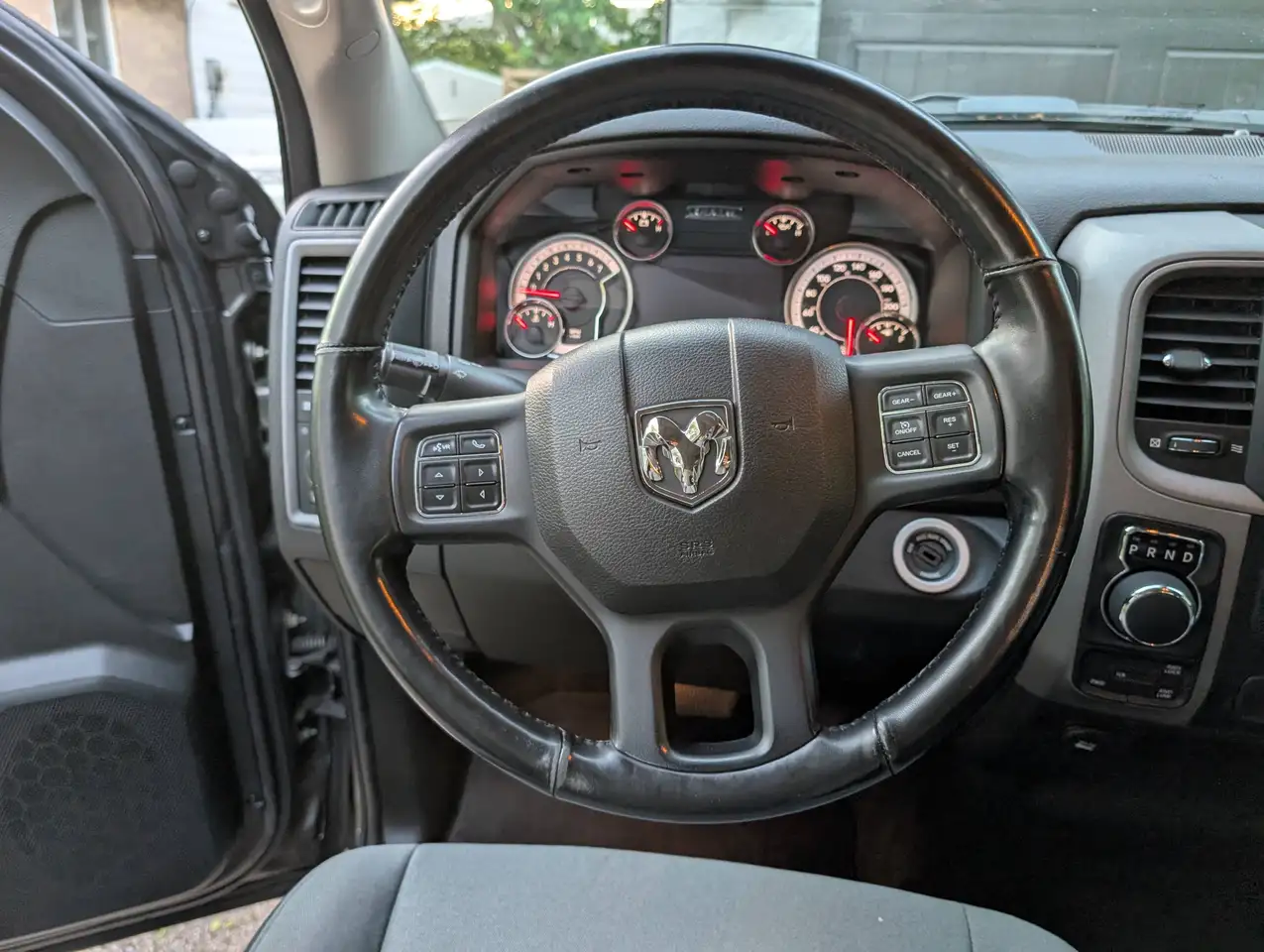 RAM 1500 fotografie RAM 1500