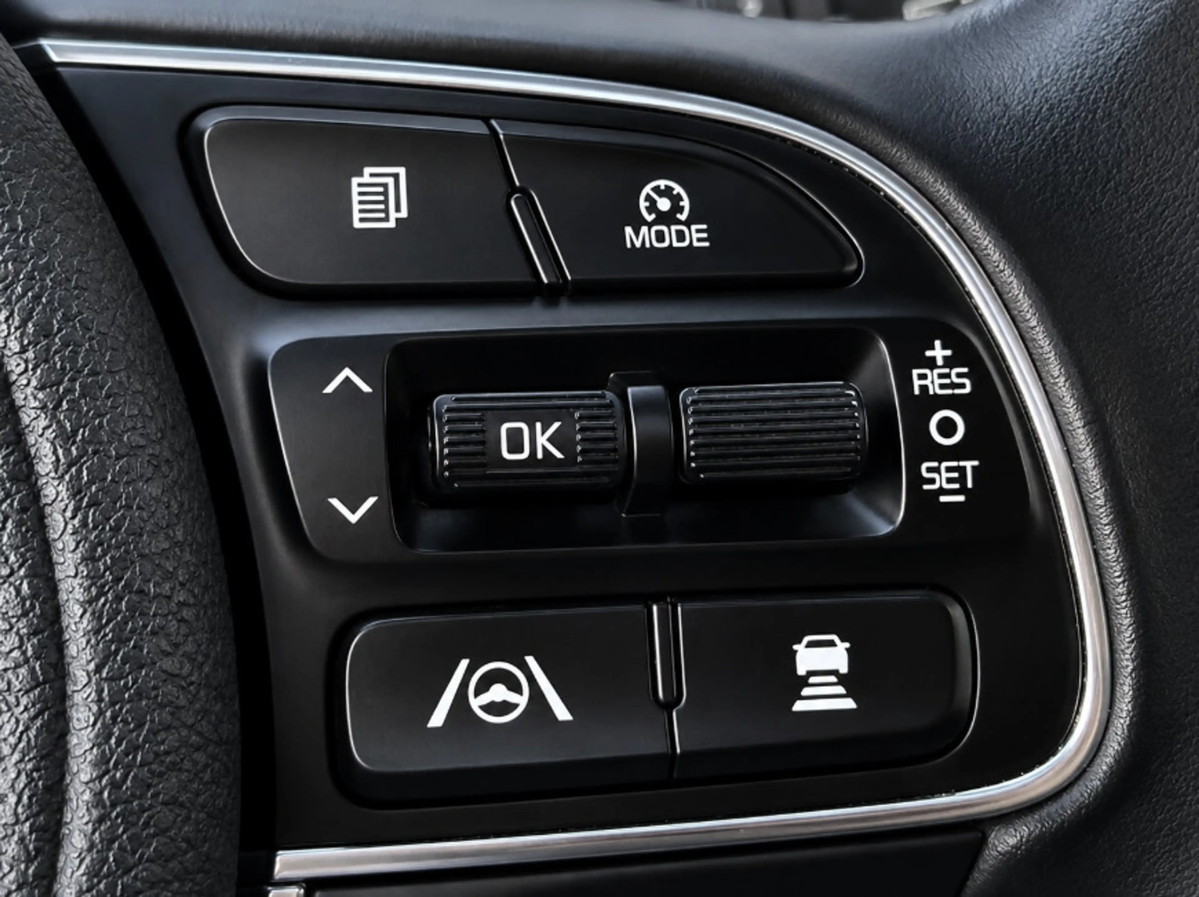 Kia e-Niro DynamicPlusLine 64 kWh SOH 94,1% | Trekhaak | Schu — photo 18