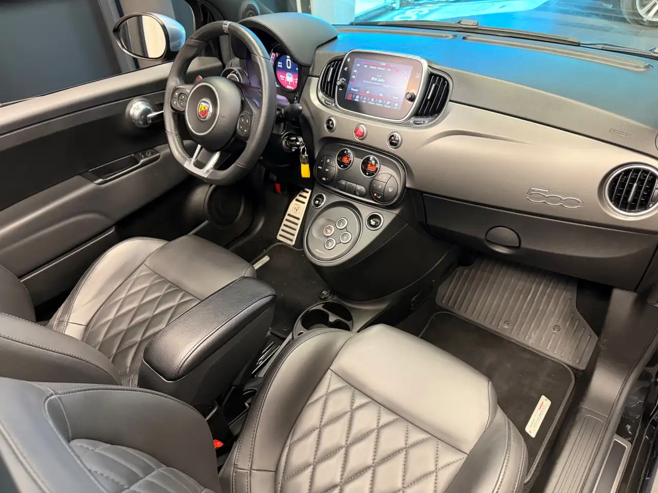 Abarth 500 2021 — фото 30
