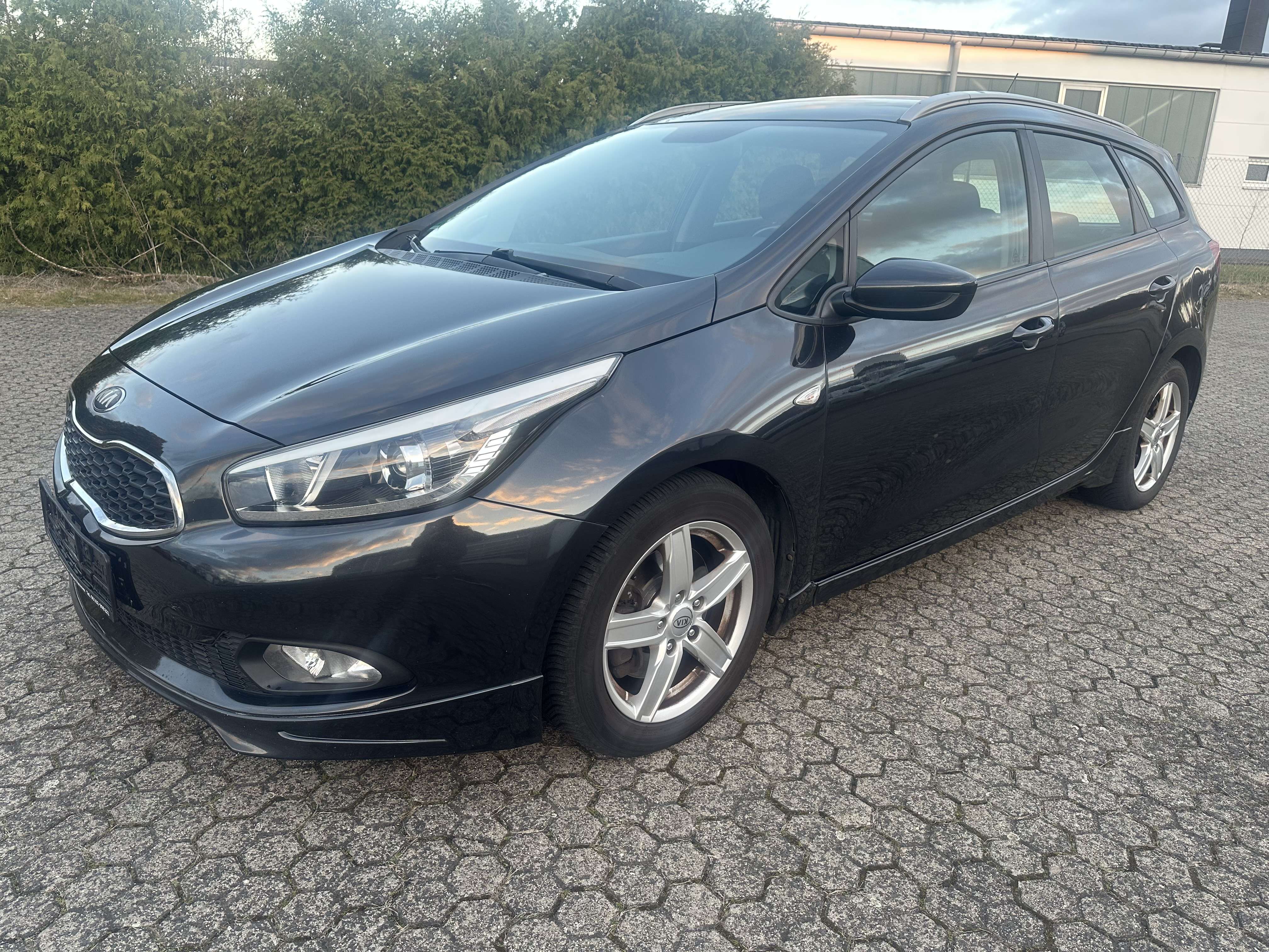 Second hand Kia Ceed 1.4