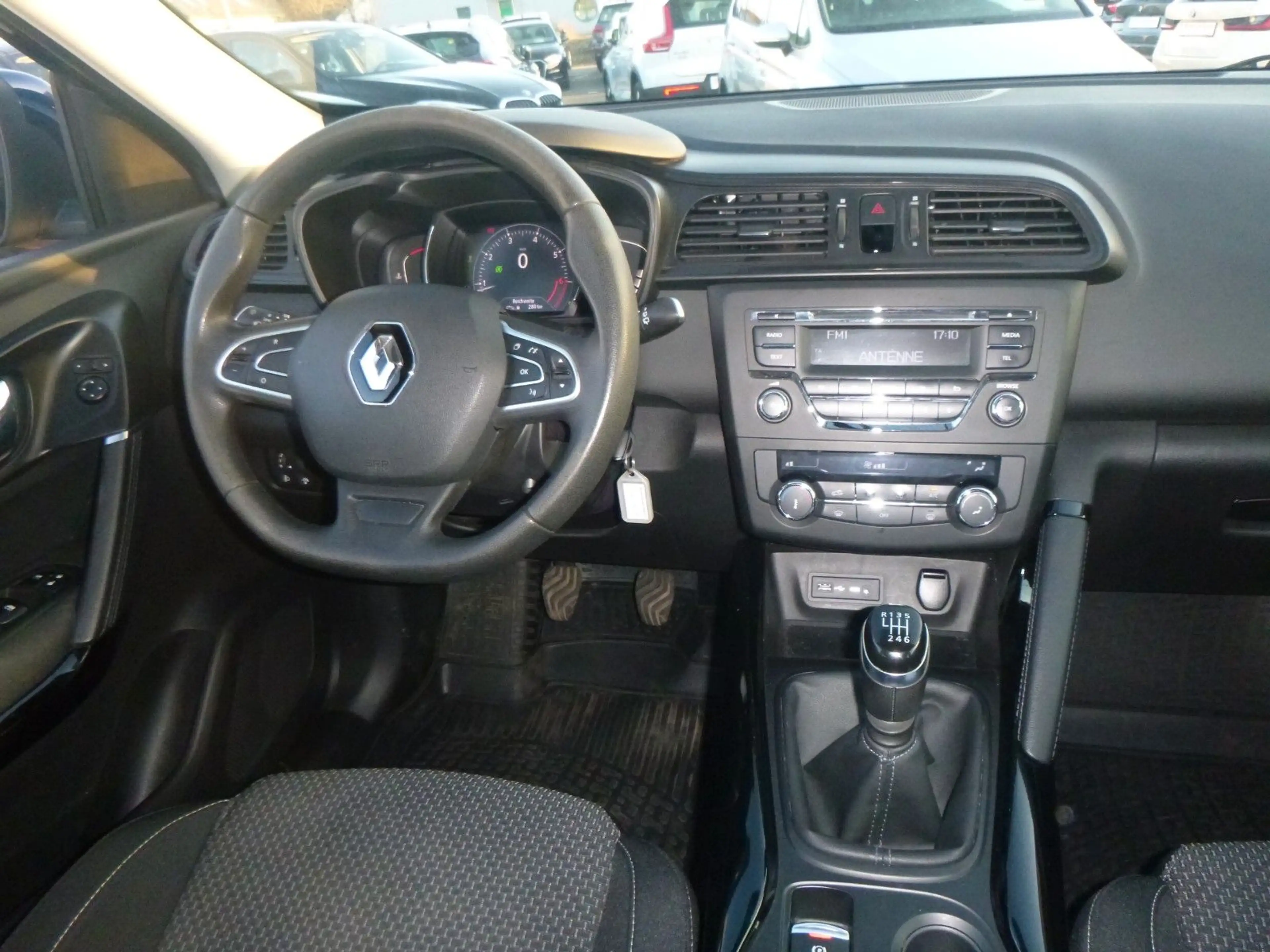 Renault Kadjar 1,2 TCe 130 Life — photo 13
