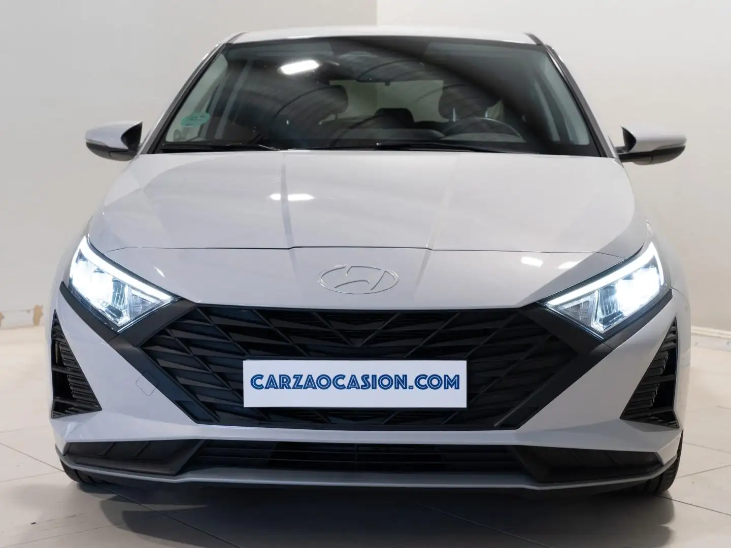 Hyundai i20 1.2 MPI Klass Gris - 2