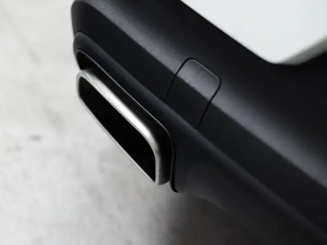 Porsche Cayenne view 6