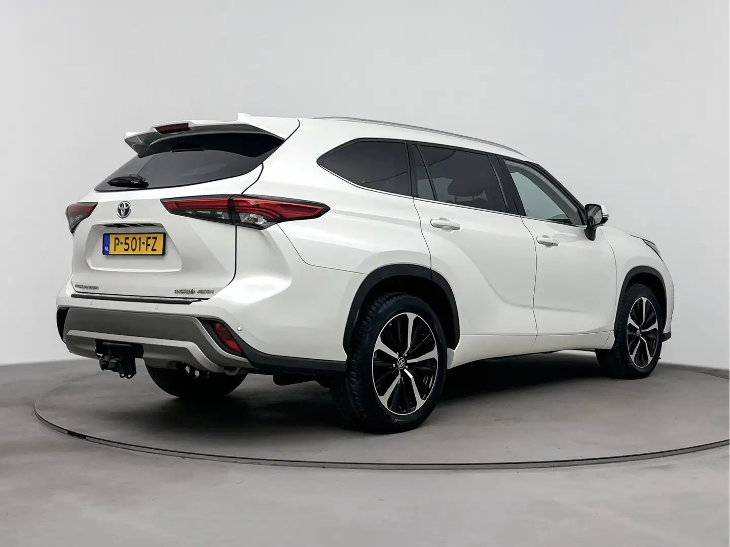 Toyota Highlander 2.5 AWD Hybrid Premium Bílá - 2