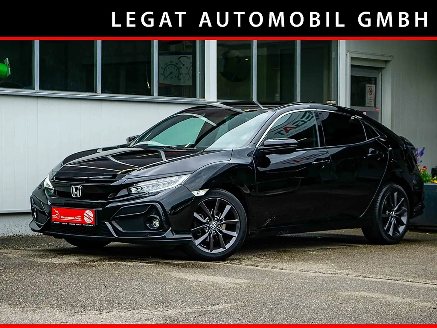 Honda Civic 1,0 VTEC Turbo Elegance CVT Aut. *LED*NAVI*KAME... Noir - 1