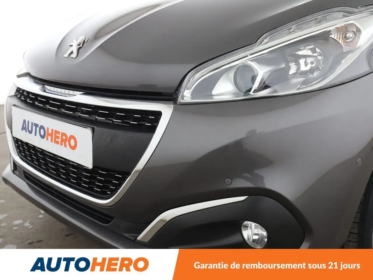 Peugeot 208 208 — photo 27