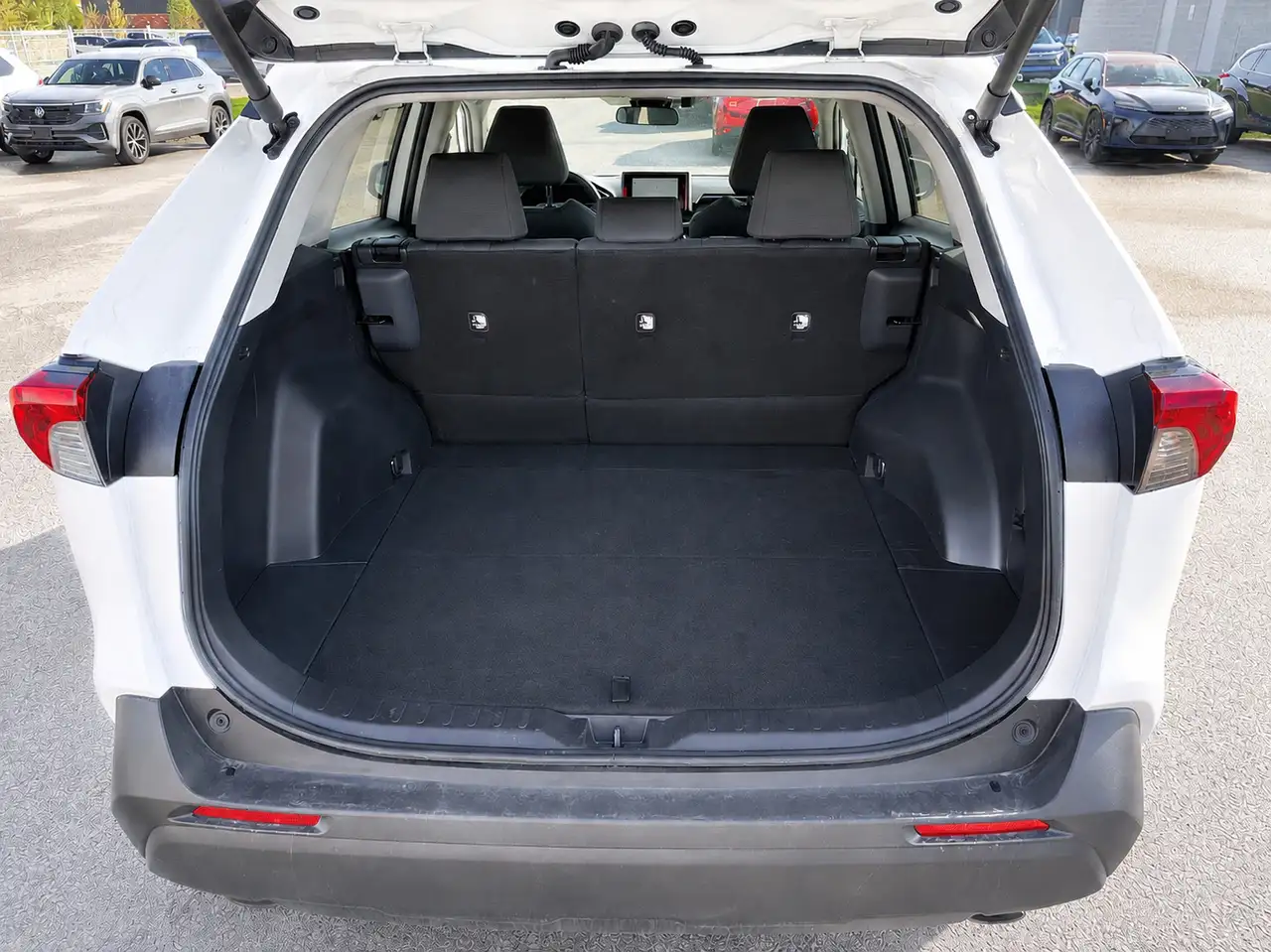 Toyota RAV 4 снимка Toyota RAV 4