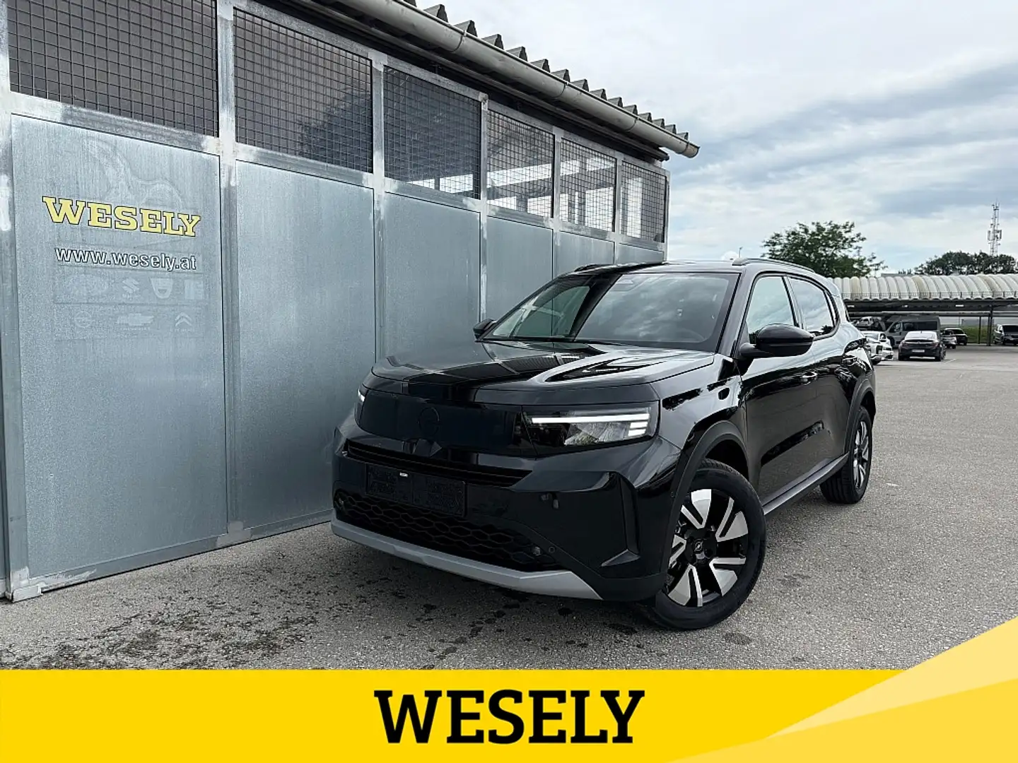 Opel Frontera 1.2 DI MHEV GS Aut. Schwarz - 1