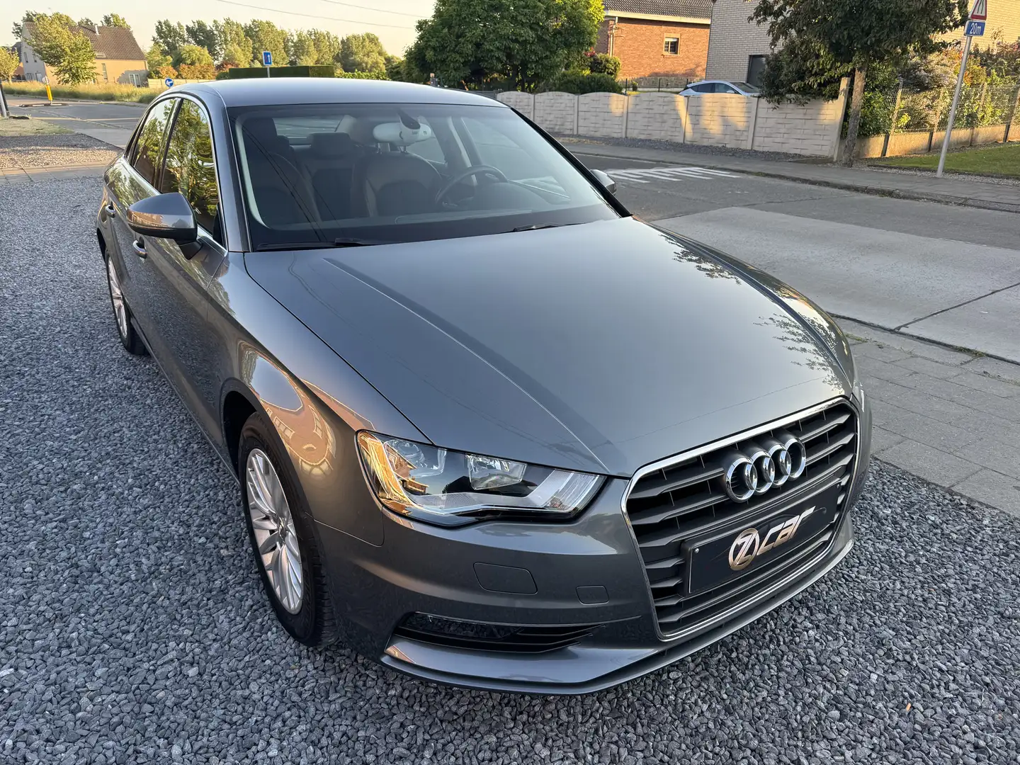 Audi A3 1.4 TFSI Ambition S tronic GARANTIE 12 Mois Gris - 2