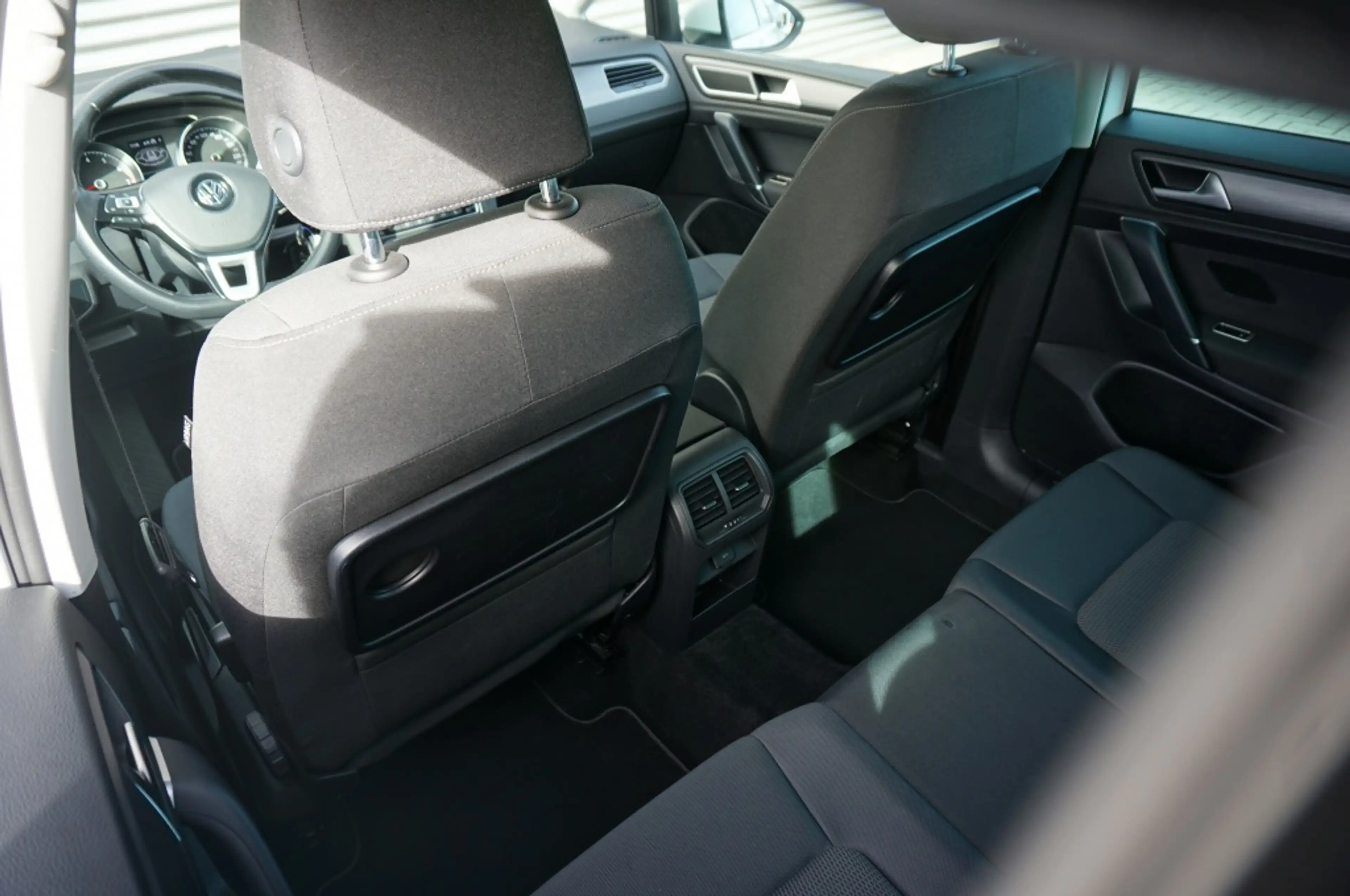 Volkswagen Golf Sportsvan 150PK Highline AUTOM. | TREKHAAK | WINTERPACK | CA — photo 15