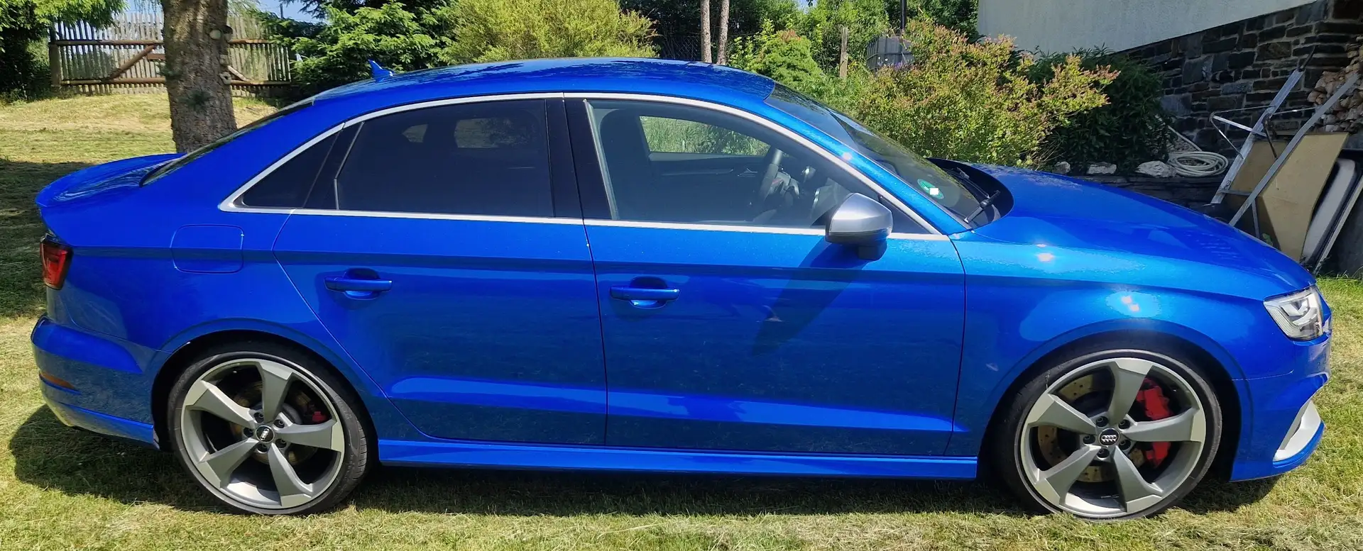 Audi RS3 RS3 Limousine S tronic Blau - 1