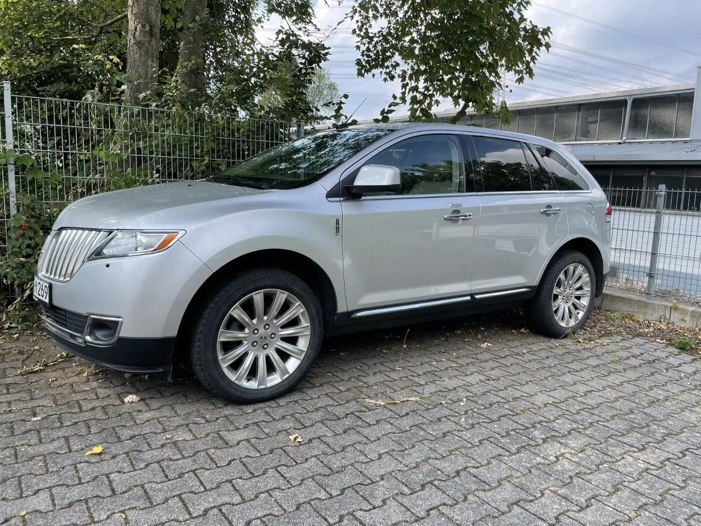 Lincoln MKX Gümüş rengi - 1