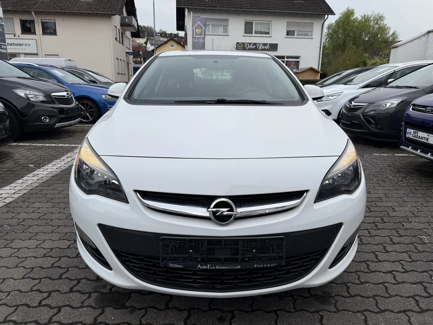 Opel Astra Selection Weiß - 2