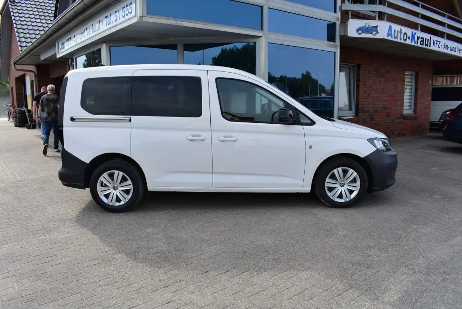 Volkswagen Caddy 2.0 TDI BMT (5-Si.) Caddy DSG-Automatik Navi Klima Blanc - 2